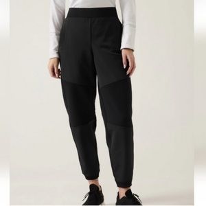 Athleta Get Set Hybrid Jogger - Size M Tall